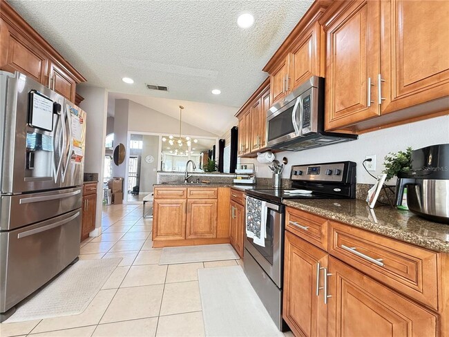 Building Photo - 8055 Antibes Ct