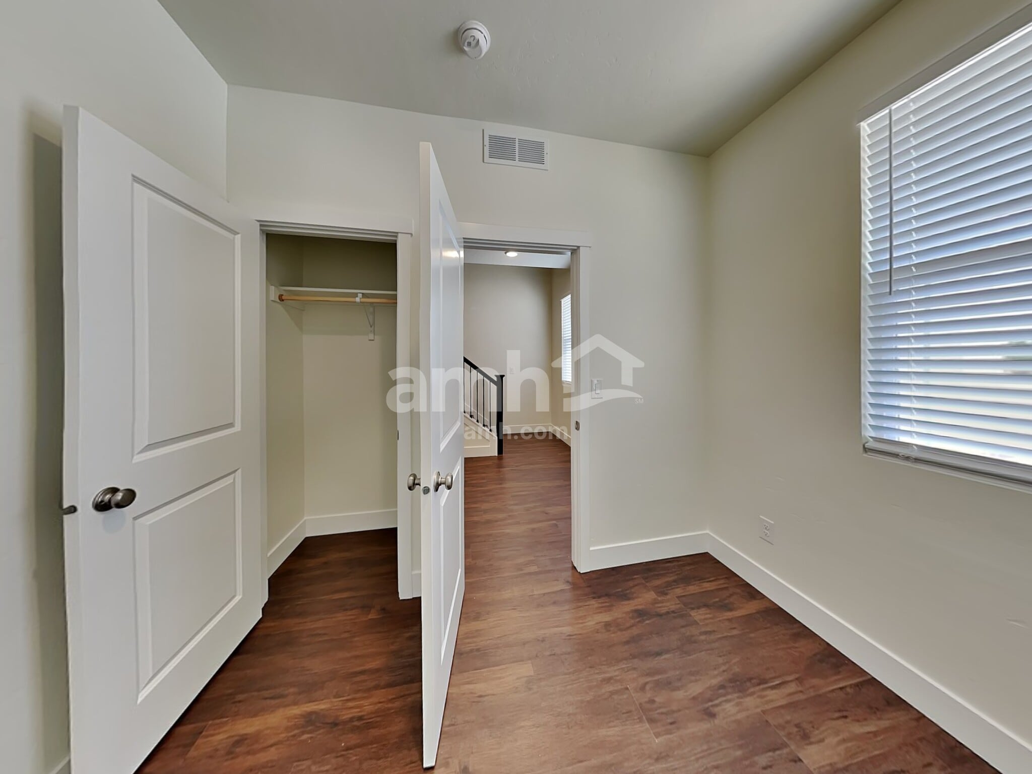 Building Photo - 886 N Rivermist Pl