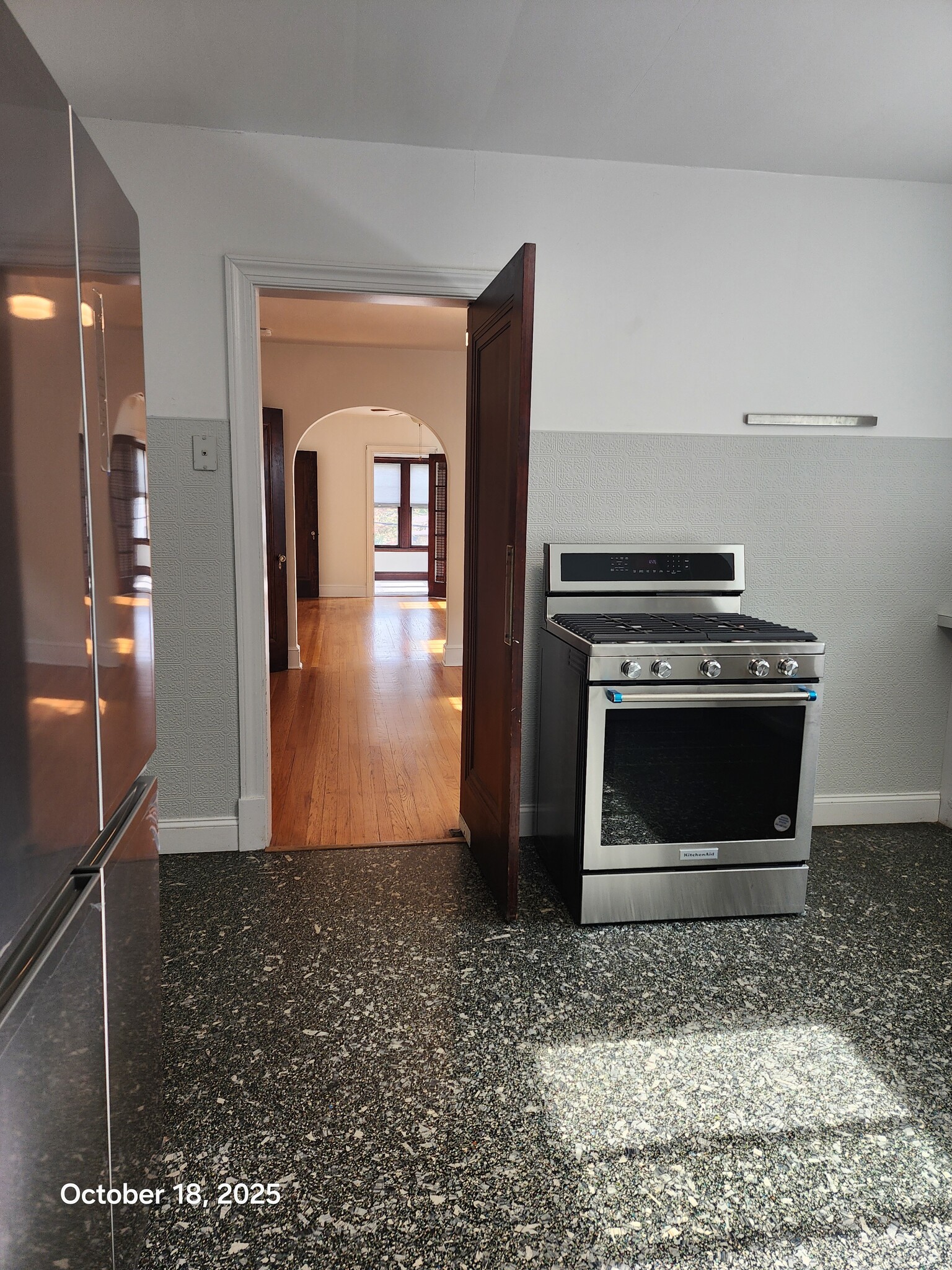 Building Photo - 519 Durston Ave