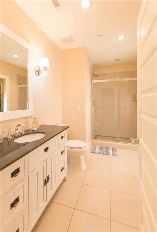 Building Photo - 212 SE A St