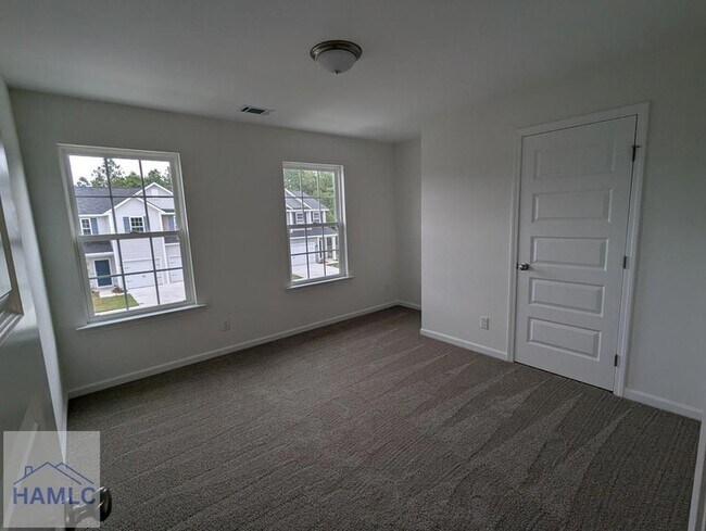 Building Photo - 114 Alcove Ct