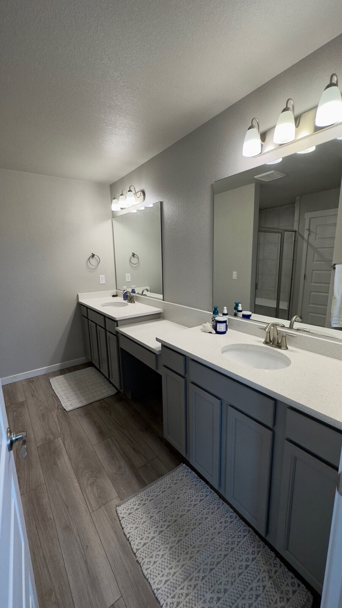 Building Photo - 965 Mouflon Dr