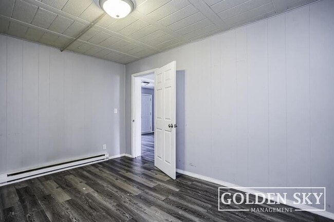 Building Photo - 1223 S Franklin St