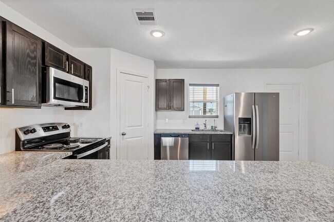 Building Photo - 1976 Rd 5714