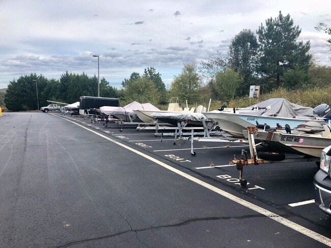 Building Photo - 631 Harts Cove Way