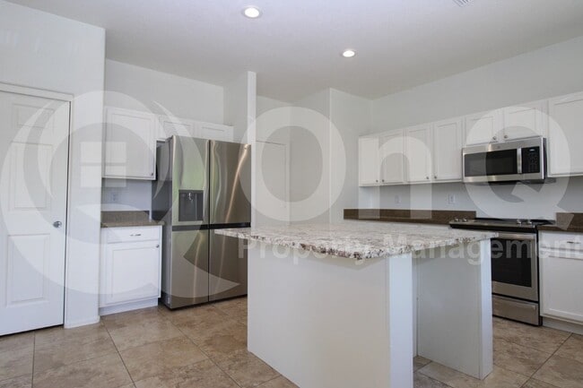 Building Photo - 17413 N 19th Run