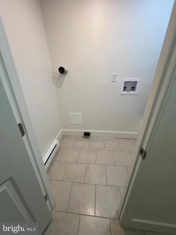 Building Photo - 328 Virginia Ave