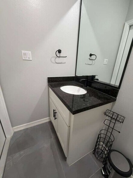 Building Photo - 3507 S Elevation Dr