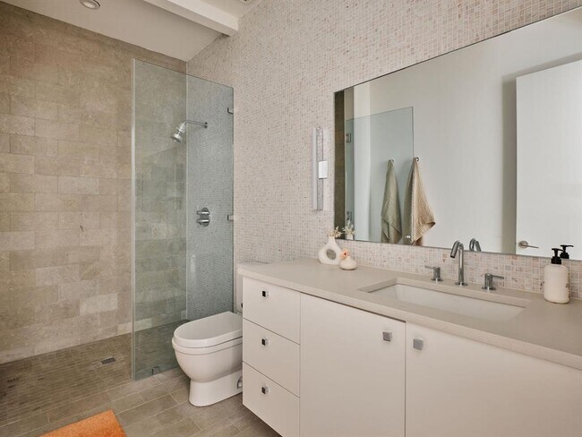 Building Photo - 4909 Bull Mountain Cove