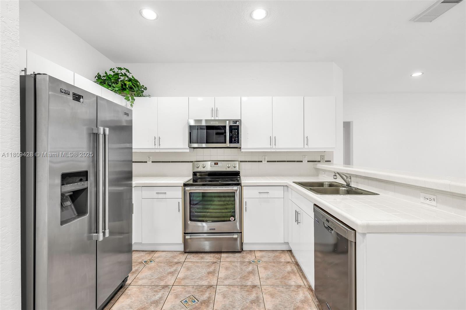 Building Photo - 15991 SW 150th St