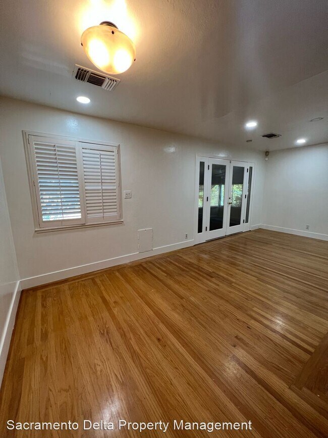 Building Photo - 3 br, 2 bath House - 2708 Riesling Way