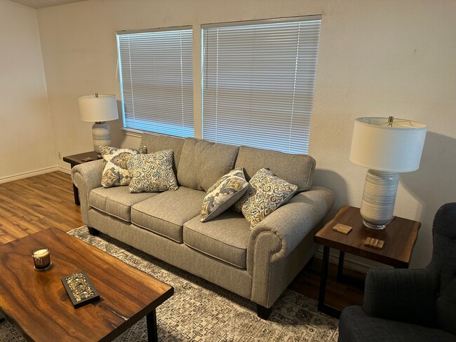 Building Photo - 4511 Fairgate Dr