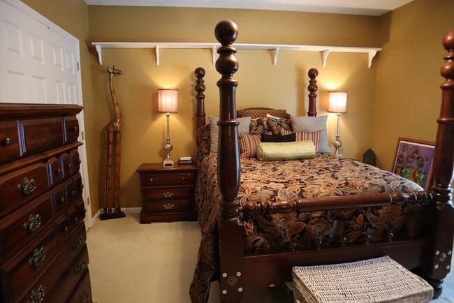 Building Photo - 7208 W Wynfield Loop