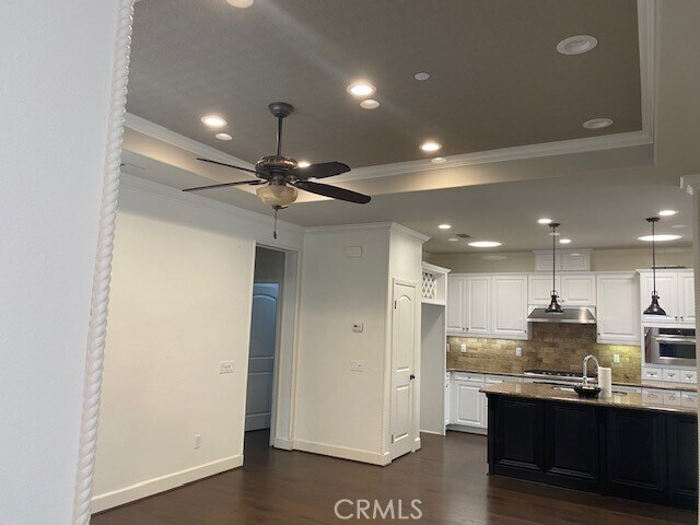 Building Photo - 29 Galan St