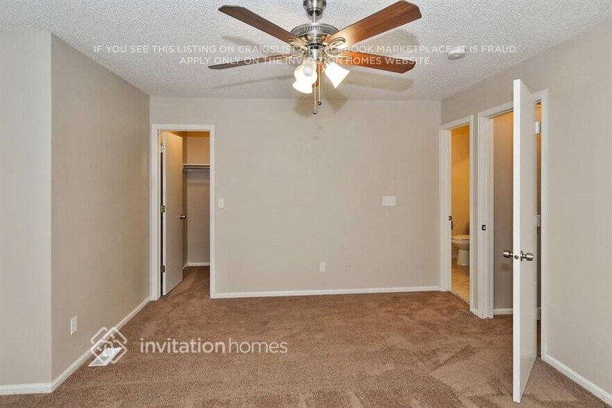 Building Photo - 3849 Primrose Ln