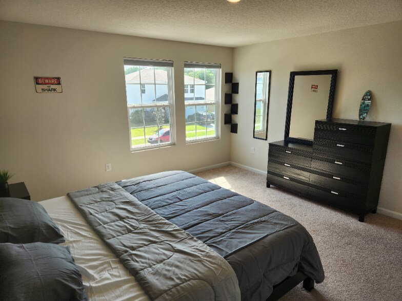 Building Photo - 308 Fiddlewood Ct