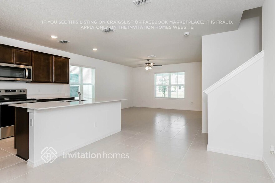 Building Photo - 2249 Southbury Dr