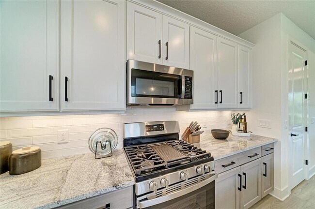 Building Photo - 1047 Waterline Ct