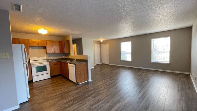 Building Photo - Perfect Blend of Space & Function – 2-Story with Office