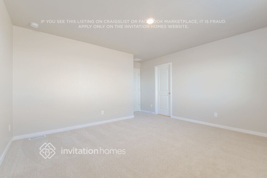 Building Photo - 7212 Dolores Ave