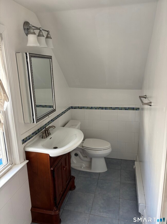 Building Photo - 9 S Pine Creek Ct