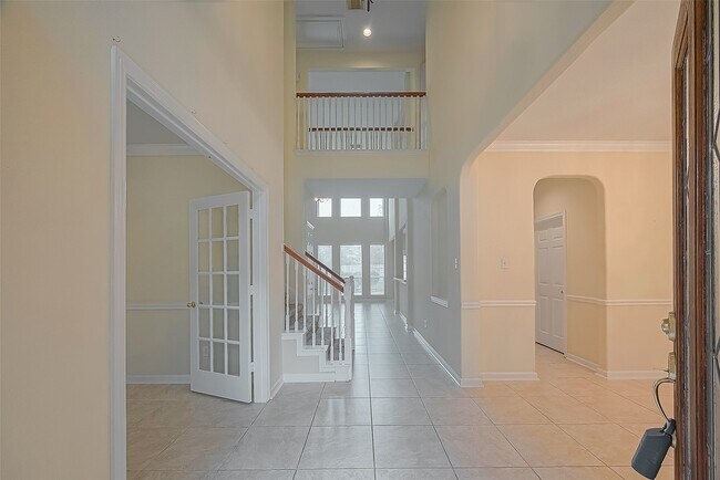 Building Photo - 3218 Twinmont Ln