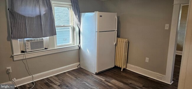 Building Photo - 2912 Hillcrest Ave