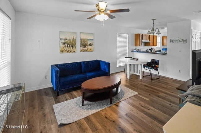 Building Photo - 259 Benachi Ave