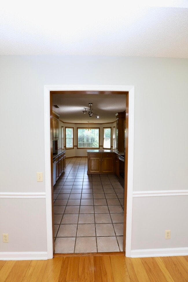 Building Photo - 1450 Morris Way Dr