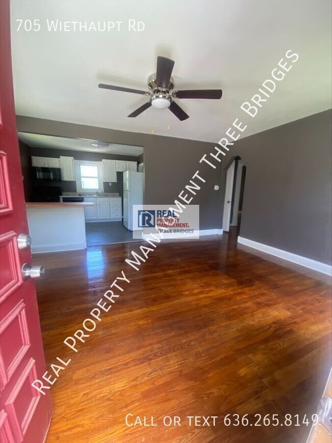 Building Photo - 705 Wiethaupt Rd