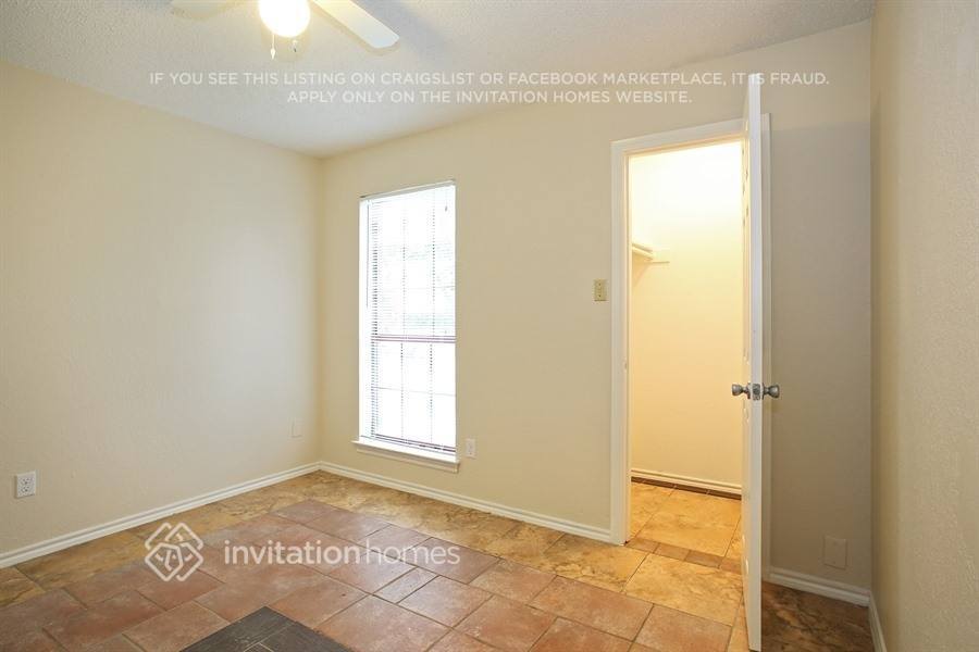 Building Photo - 4817 Creekridge Ln