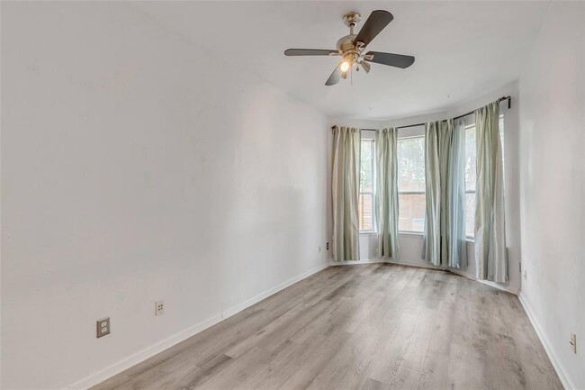 Building Photo - 12601 Duckcreek Ct