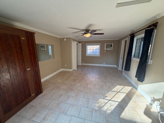 Building Photo - East Sacramento Home | 3 bedroom / 2 bathroom |1 bedroom 1 bath ADU | Available Now!