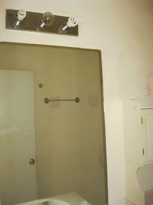 Building Photo - 105 S Quail Crossing