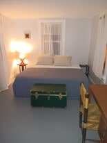 Building Photo - 134 High St