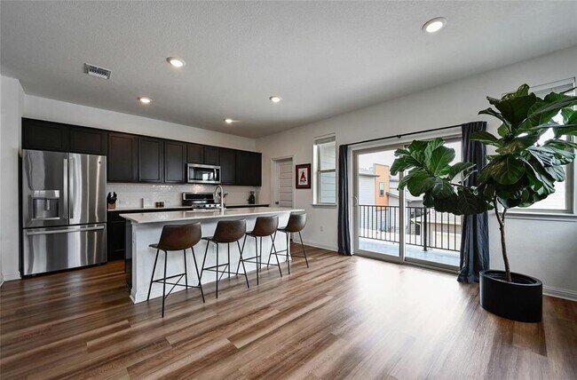 Building Photo - 8100 Mandela Bend