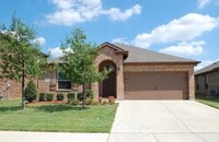 Building Photo - 473 Spring Dr