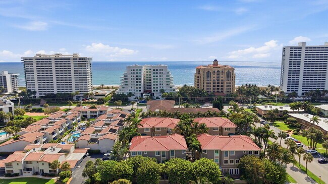 Building Photo - 921 Osceola Dr