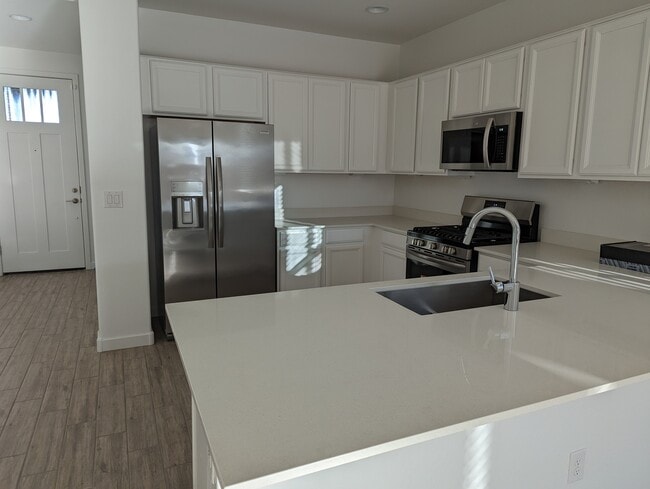 Building Photo - 4330 N 94th Ave