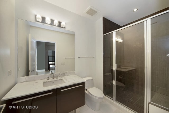 Building Photo - 1035 N Dearborn St