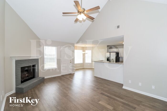 Building Photo - 1015 Zenith Cove N