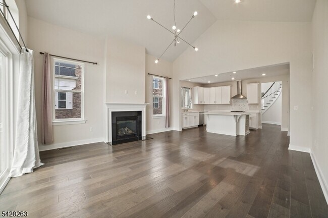 Building Photo - 25 Stone Ct