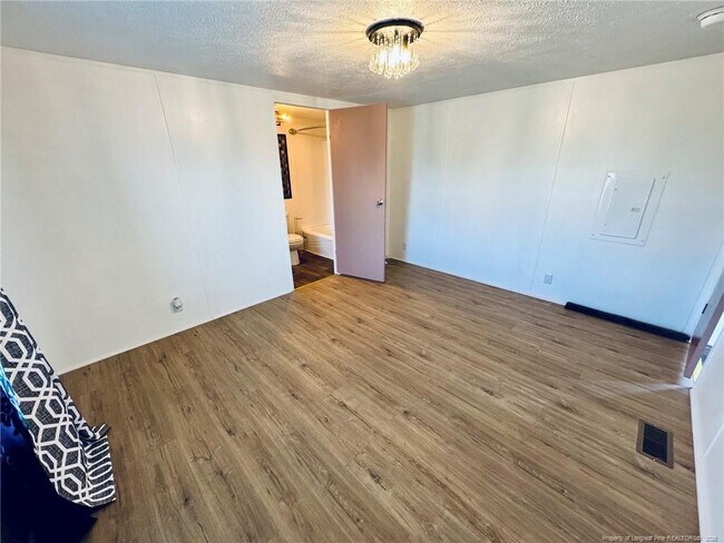 Building Photo - 1992 Henry Hammond Rd