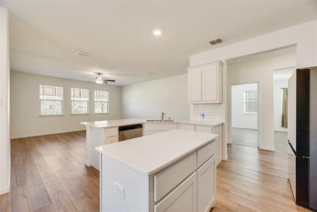 Building Photo - 3305 Appleton St