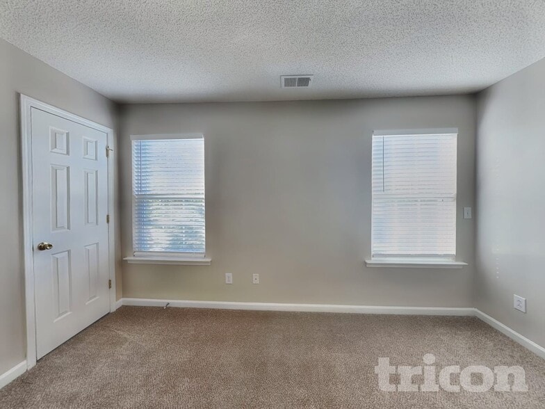 Building Photo - 8109 Bright Oak Trail