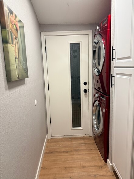 Laundry - 130 S Hibbert