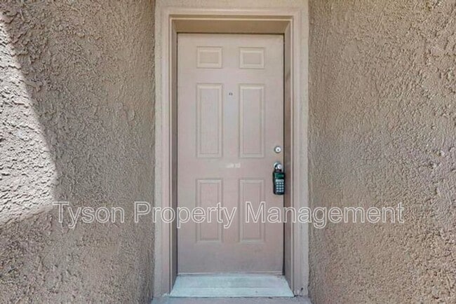 Building Photo - 3408 Oregon Trail Rd NE