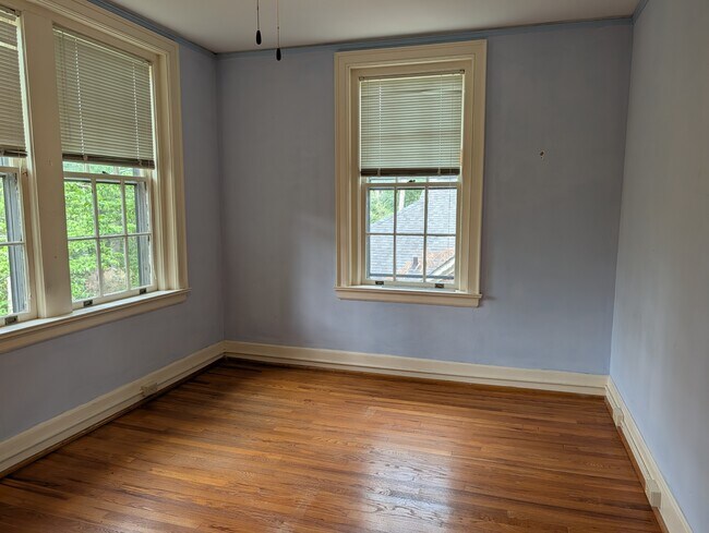 Building Photo - 1007 Wildwood Ave