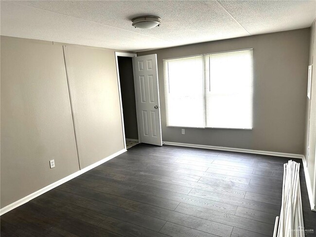 Building Photo - 1311 Snook Ct