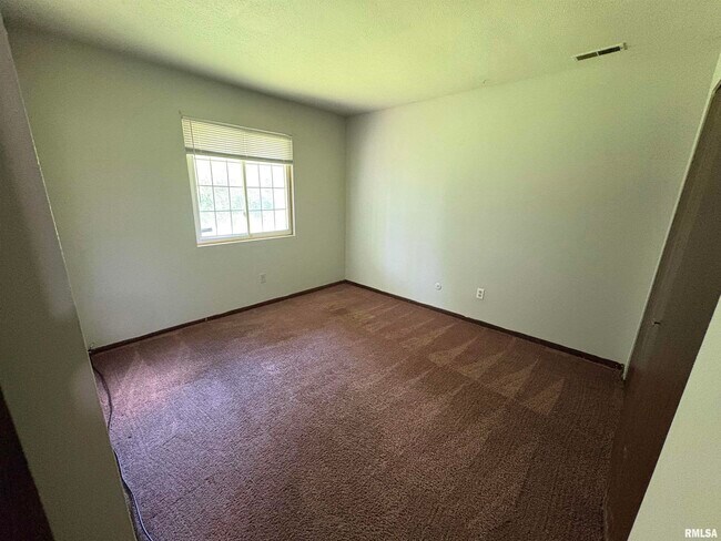 Building Photo - 3617 W Richwoods Blvd